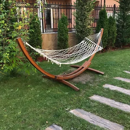 White In Sweet Homes4 Slăntjev Brjag